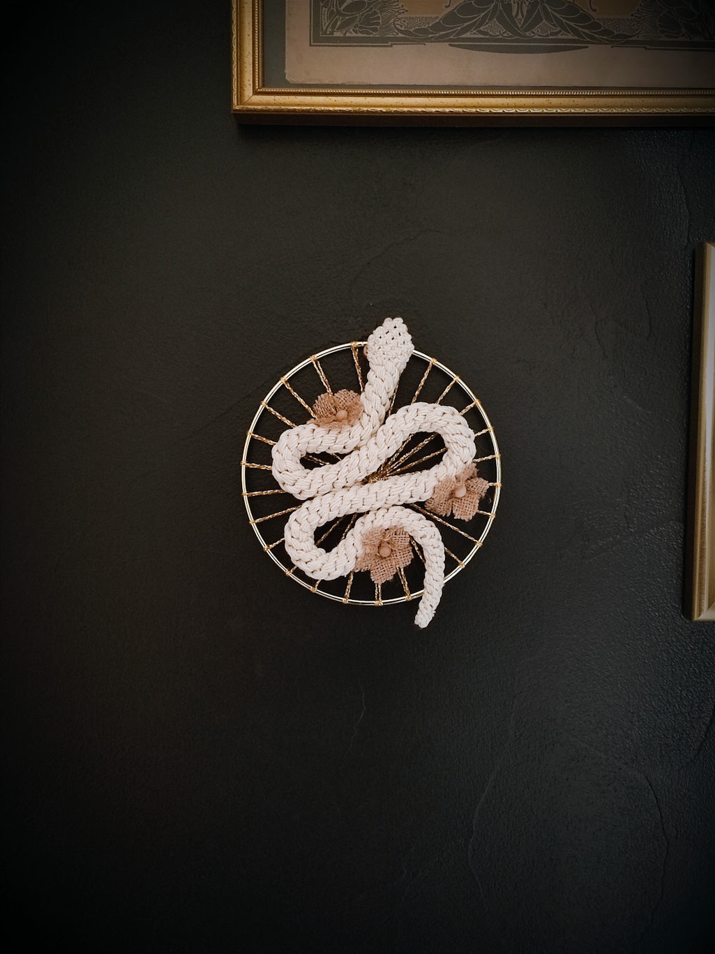 Bijou de mur Naga N°3