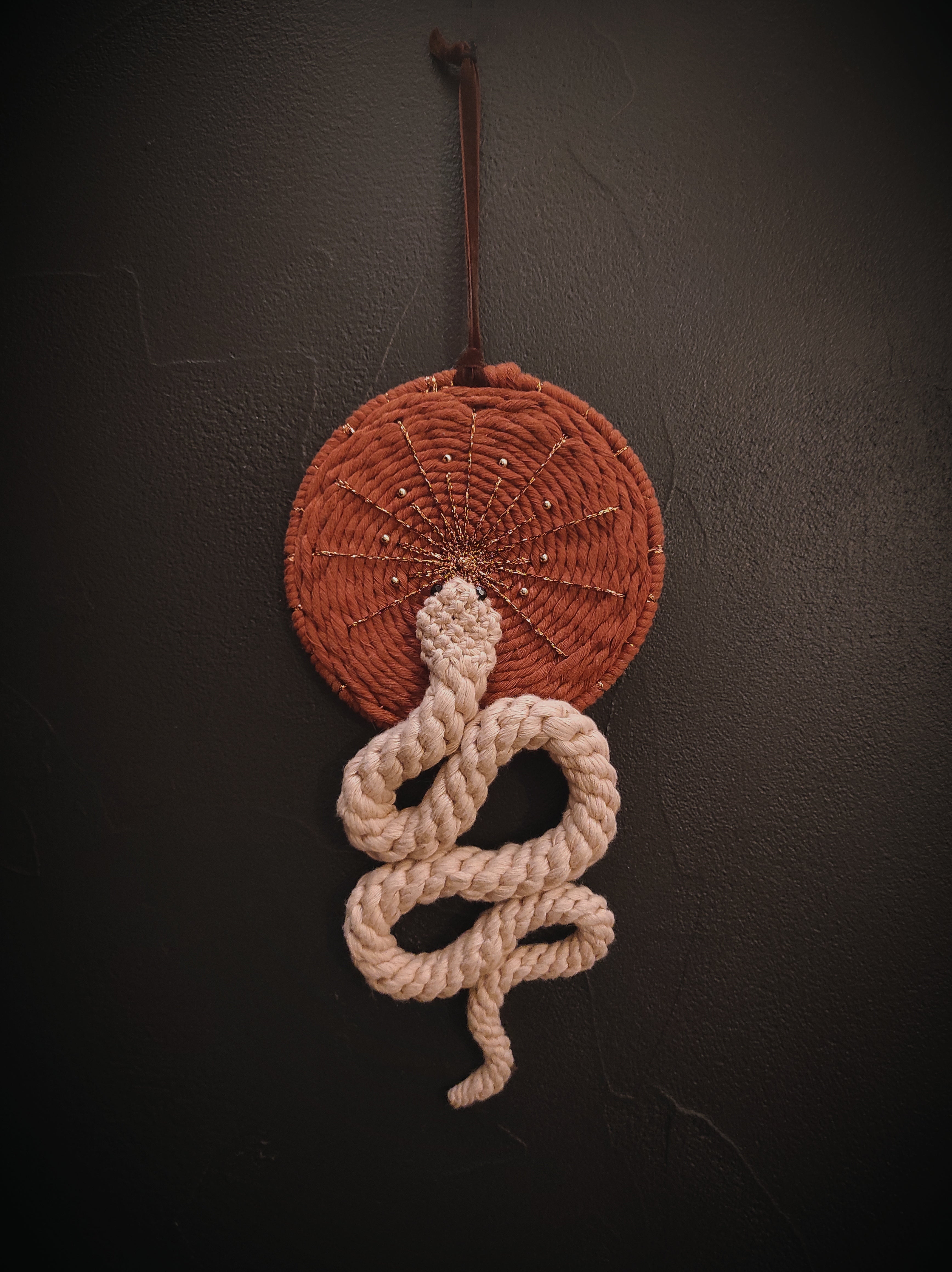 Bijou de mur Naga N°4