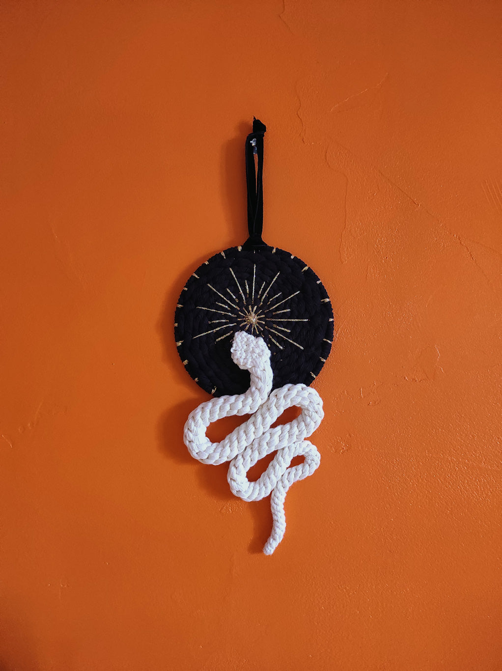 Bijou de mur Naga N°4