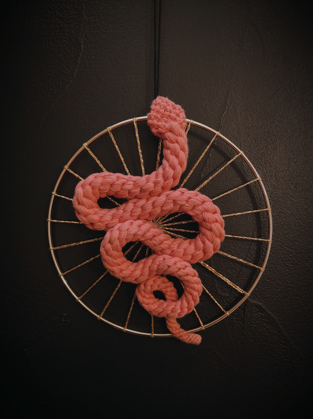 Bijou de mur Naga N°8